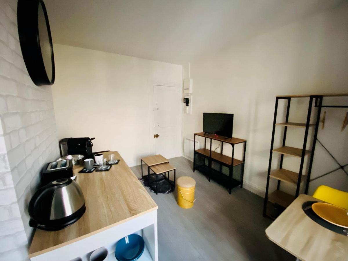 Enghien-Les-Bains: Studio Au Coeur Du Centre Ville. Экстерьер фото